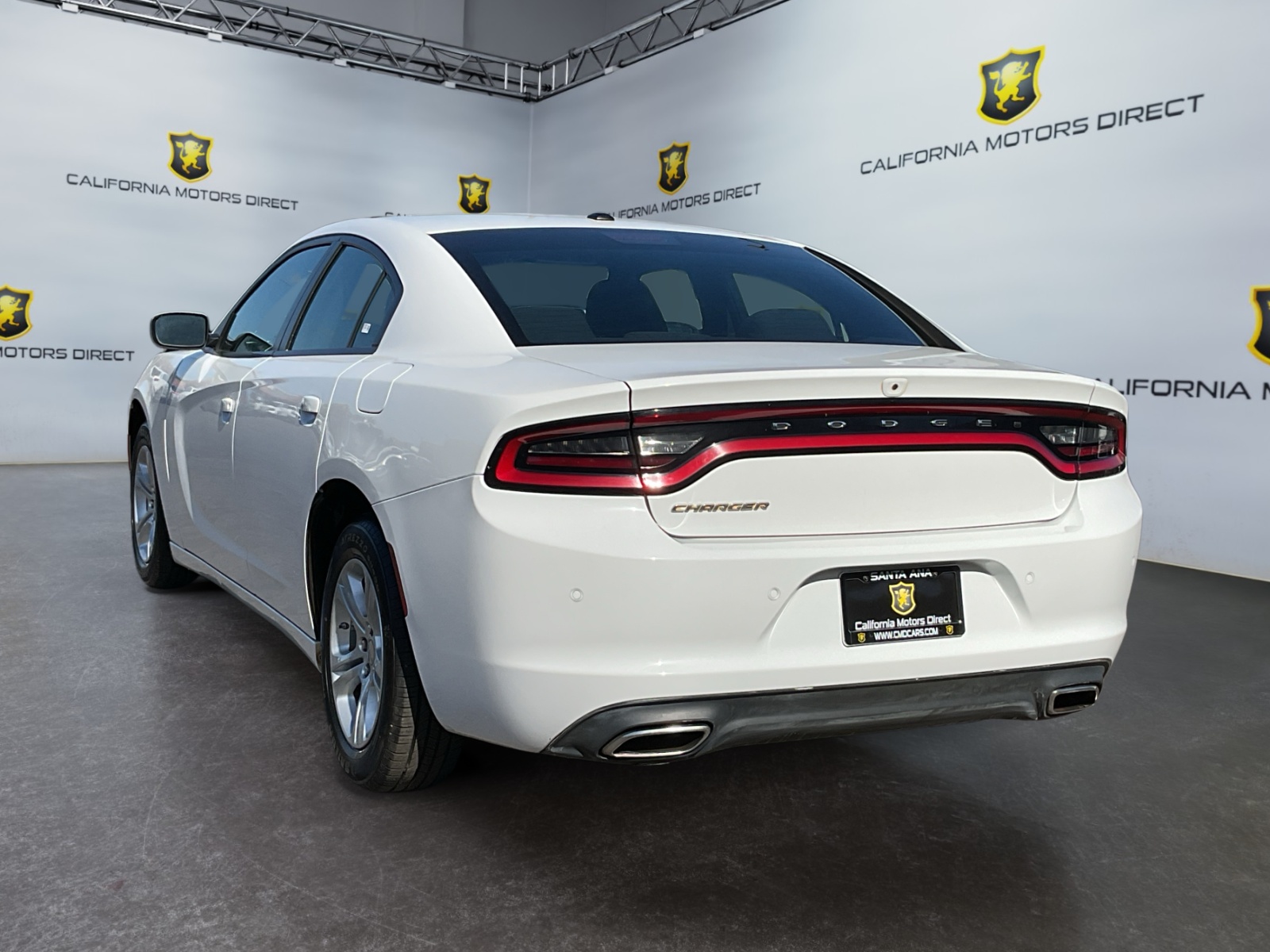 Dodge Charger photo 7