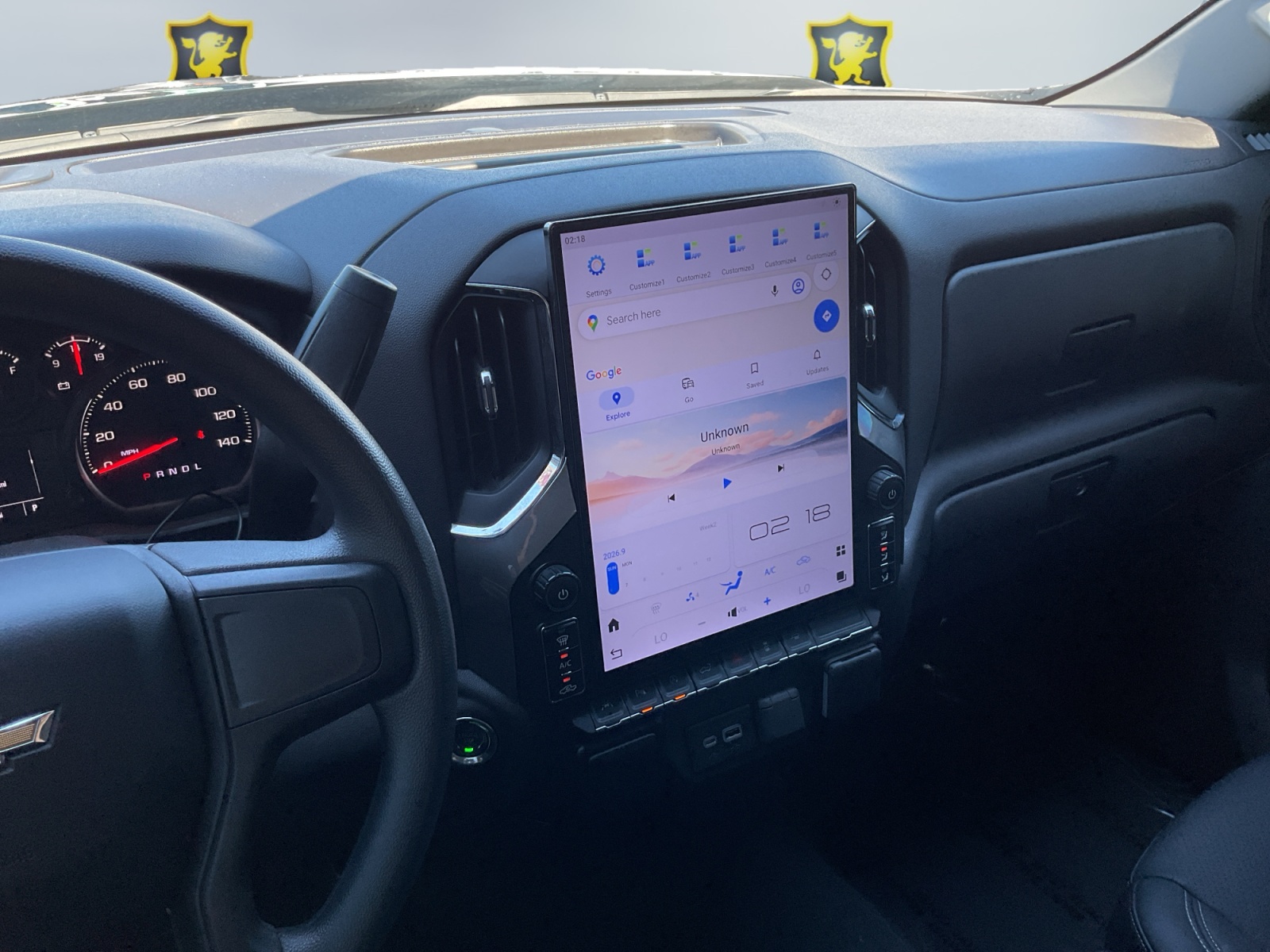 Chevrolet Silverado photo 12