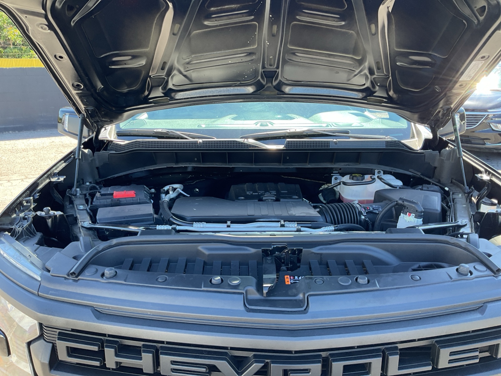 Chevrolet Silverado photo 15