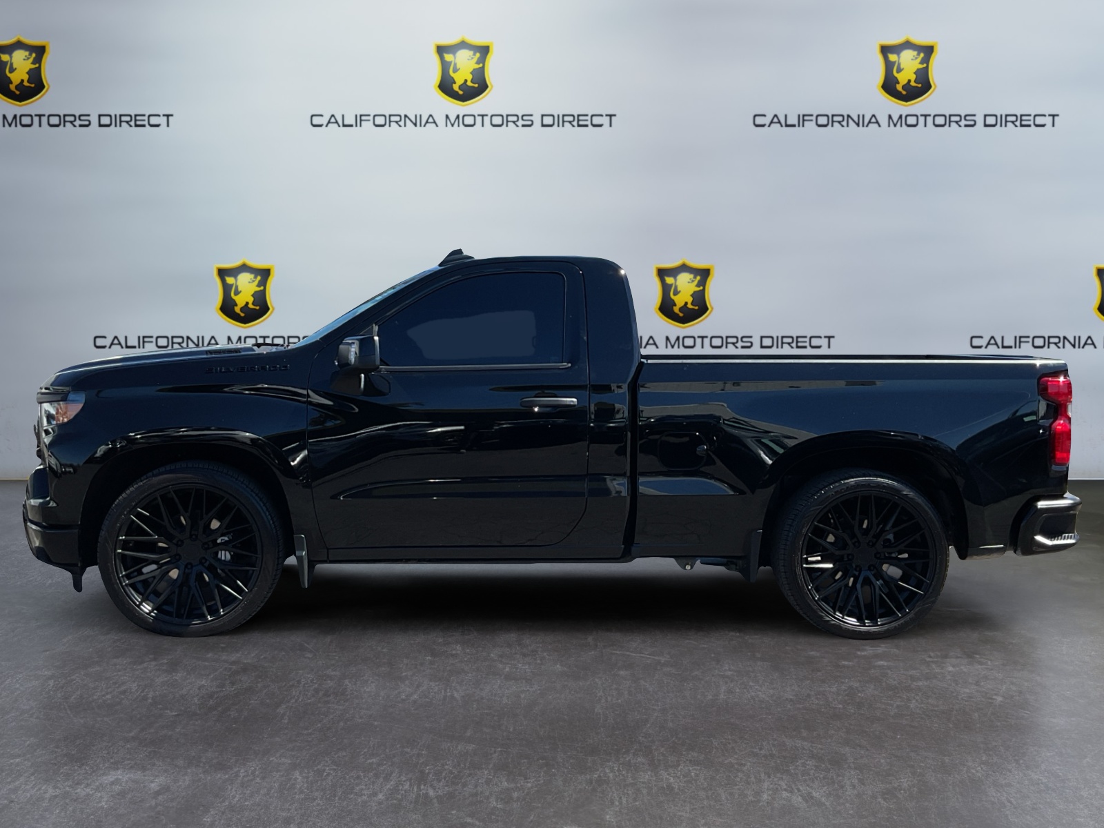 Chevrolet Silverado photo 8