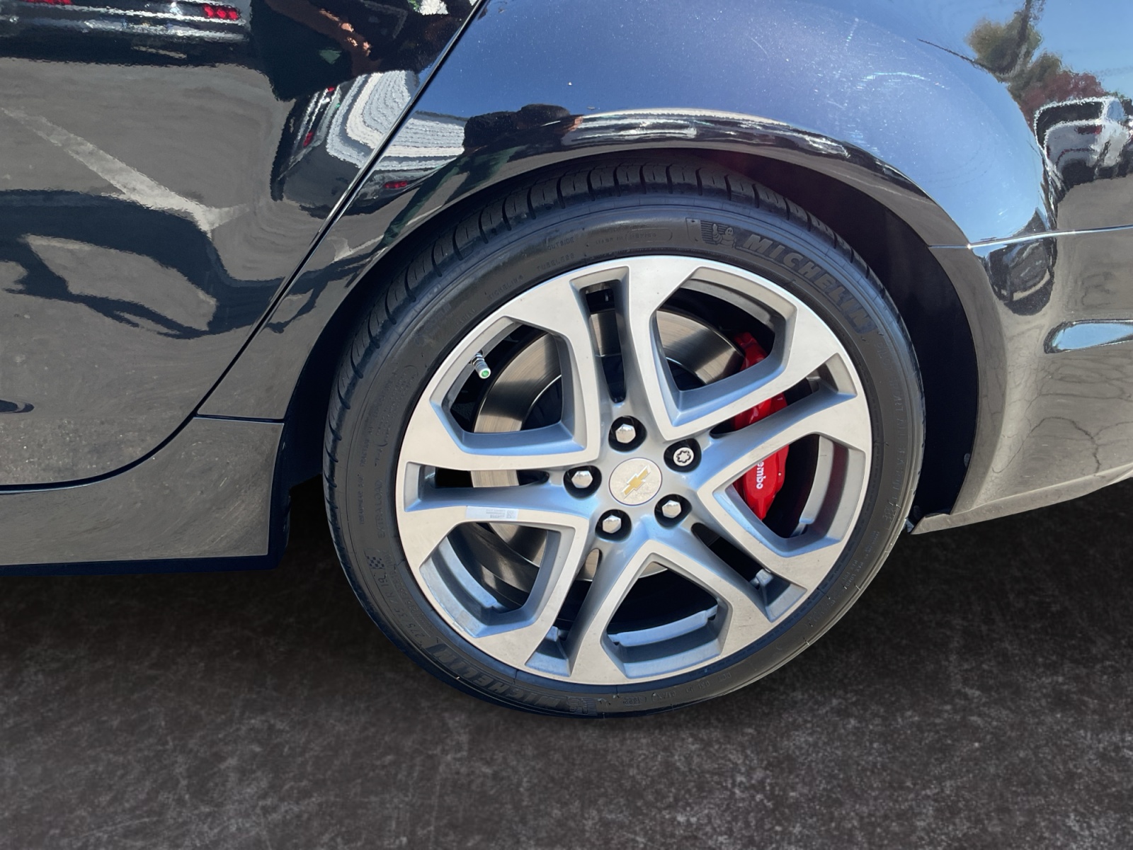 Chevrolet SS photo 9