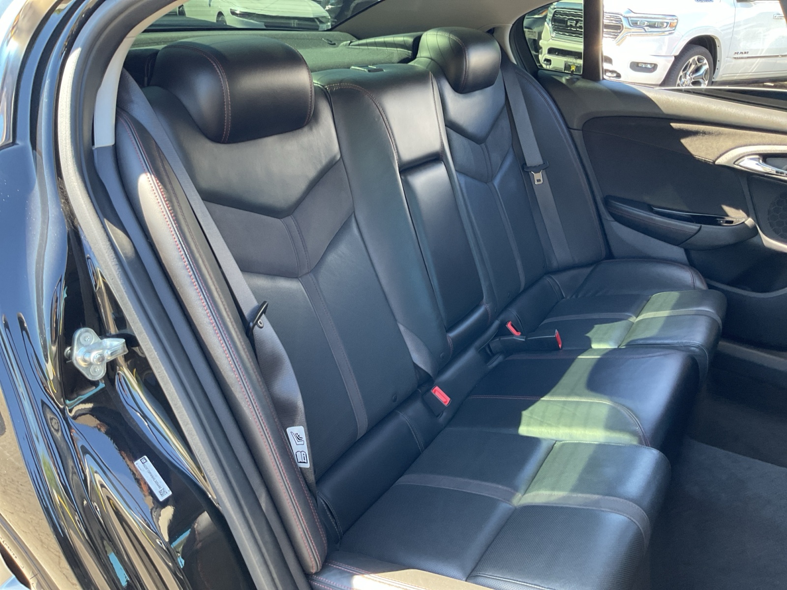 Chevrolet SS photo 20