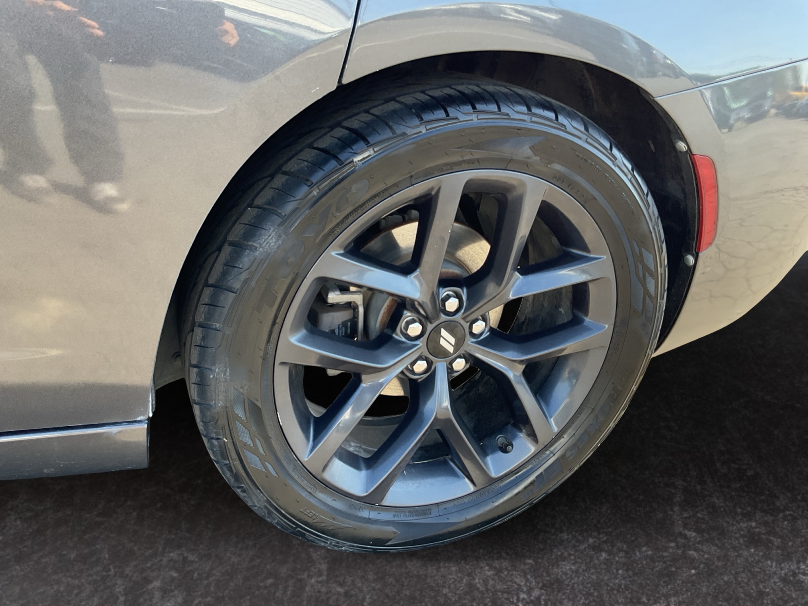 Dodge Charger photo 9