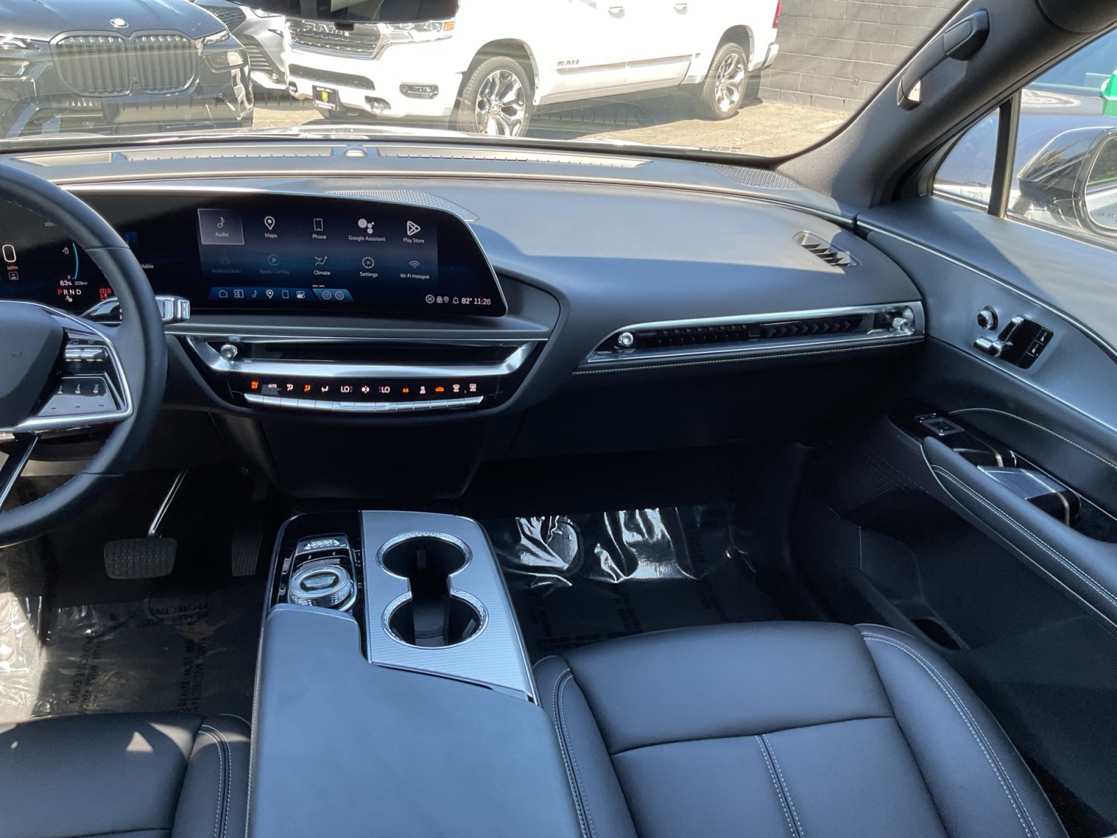 Cadillac Lyriq photo 16