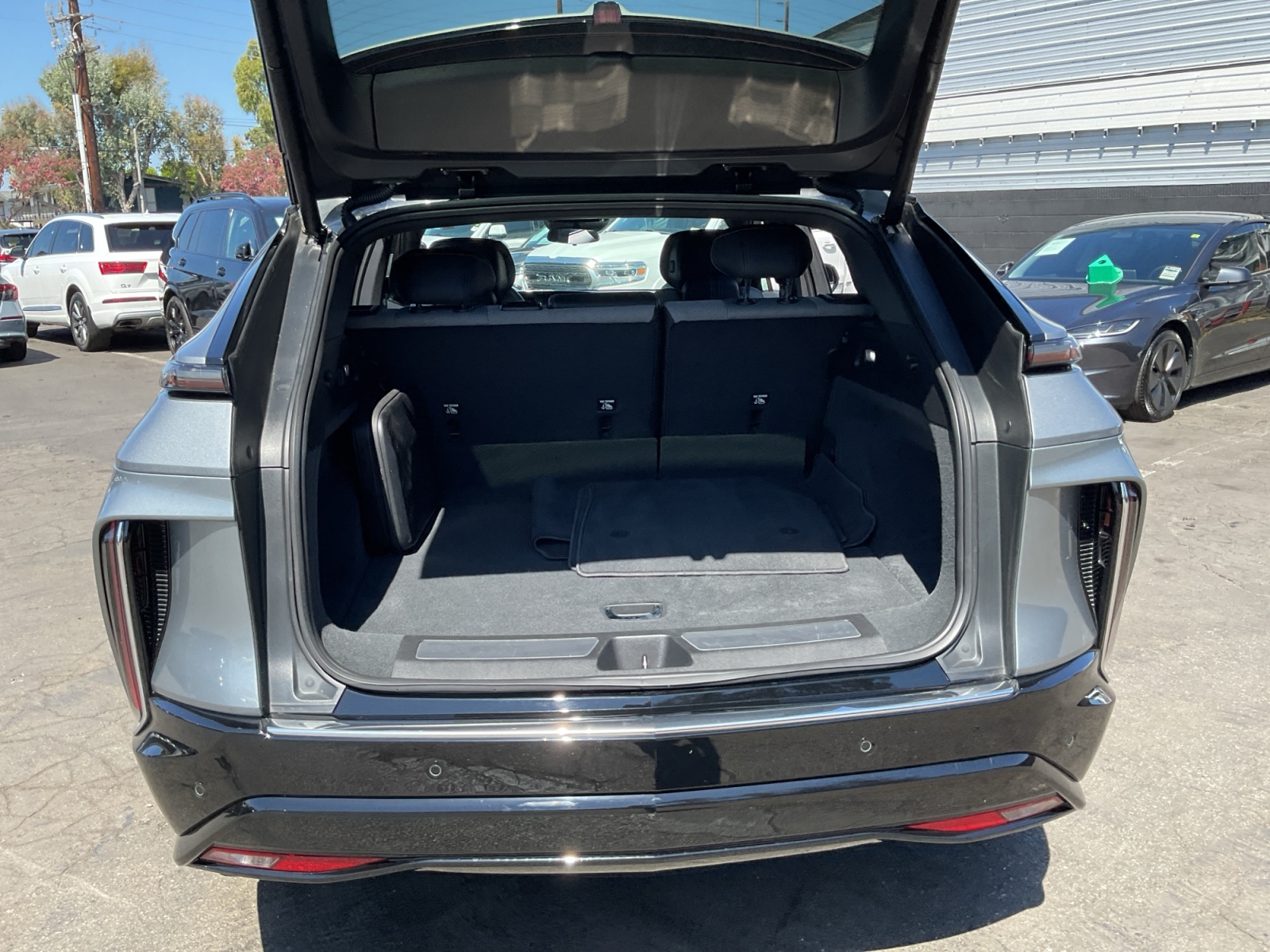 Cadillac Lyriq photo 25