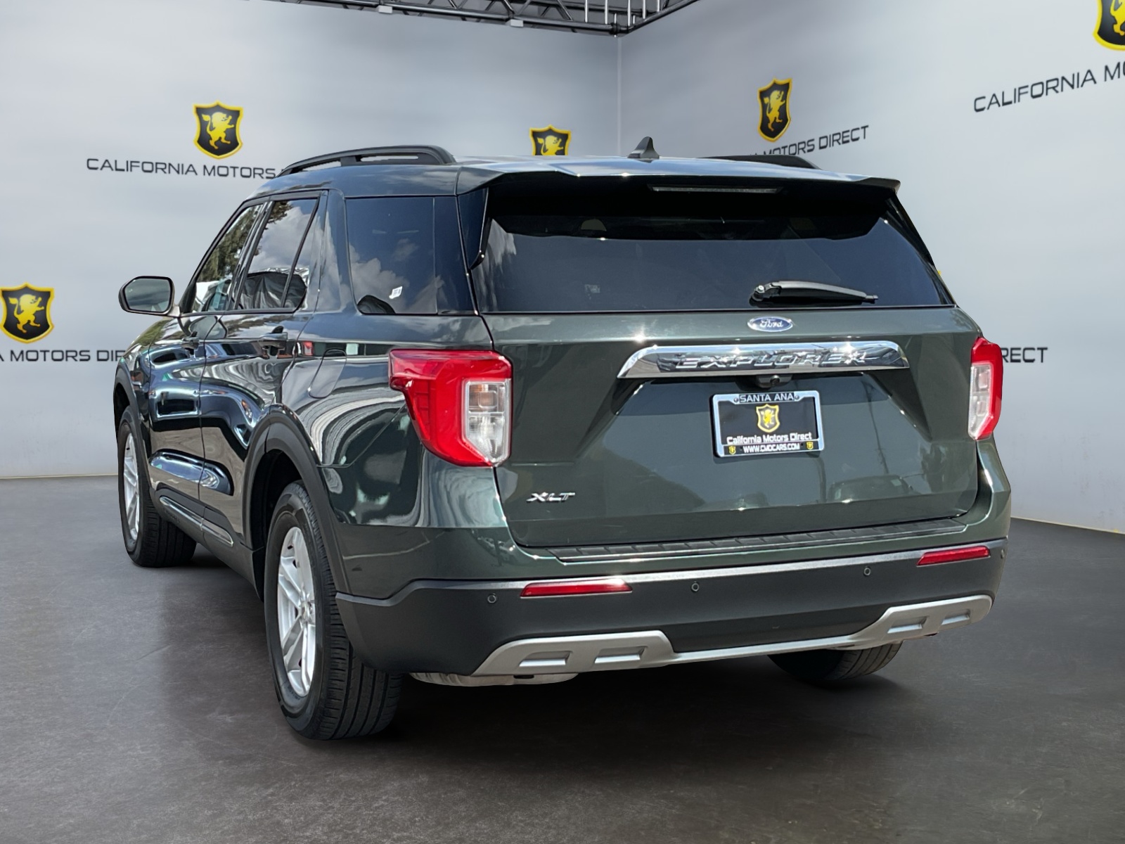 Ford Explorer photo 7