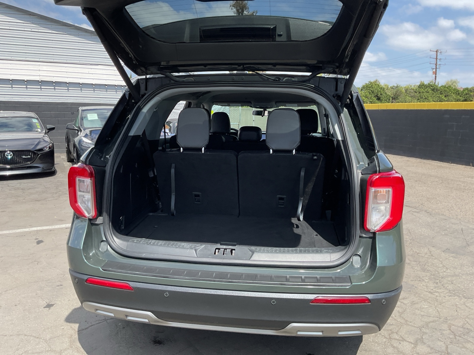 Ford Explorer photo 26