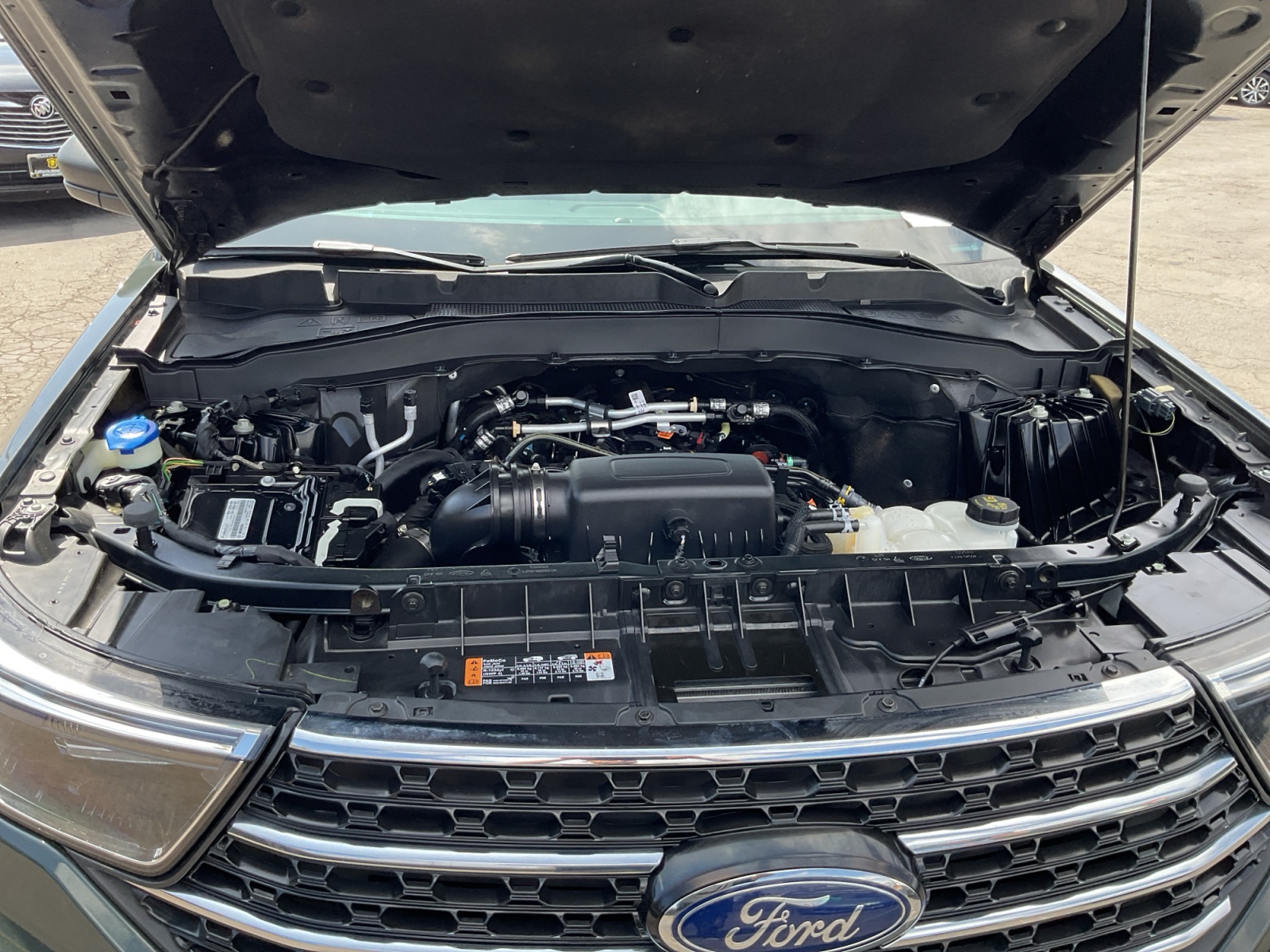 Ford Explorer photo 22