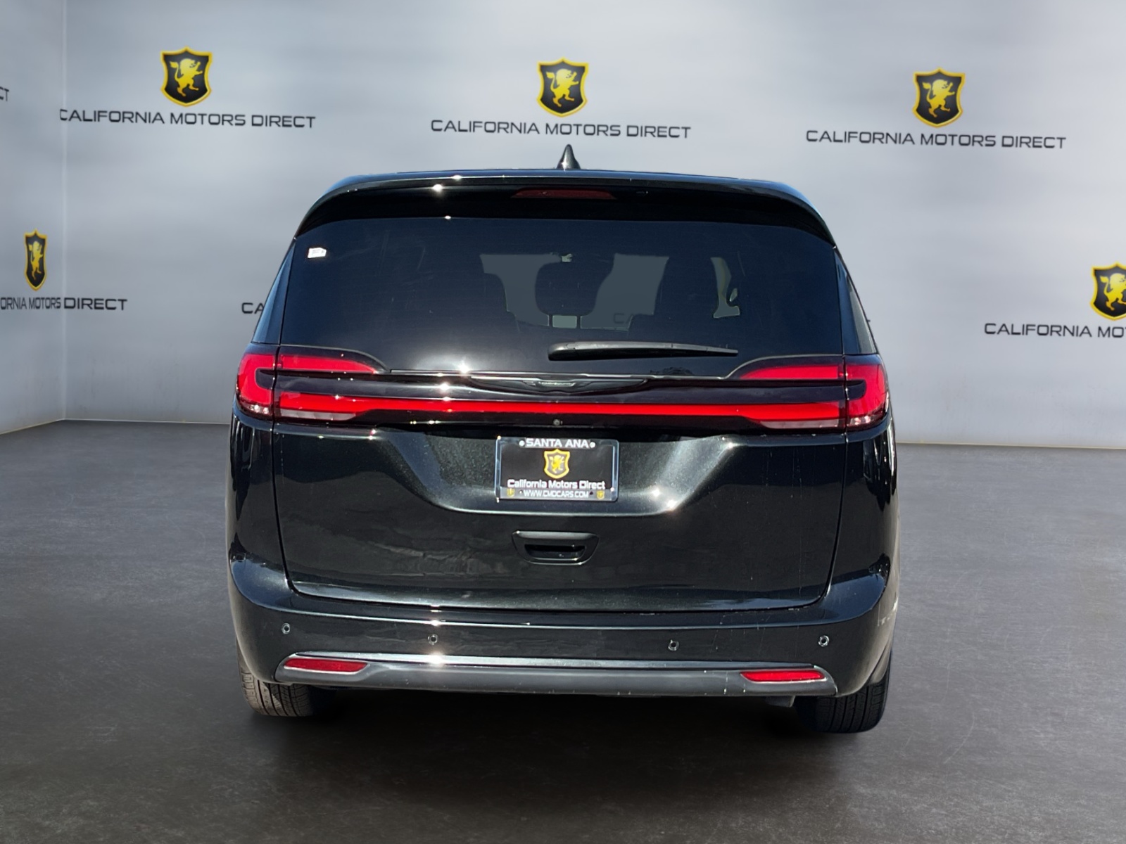 Chrysler Pacifica photo 6
