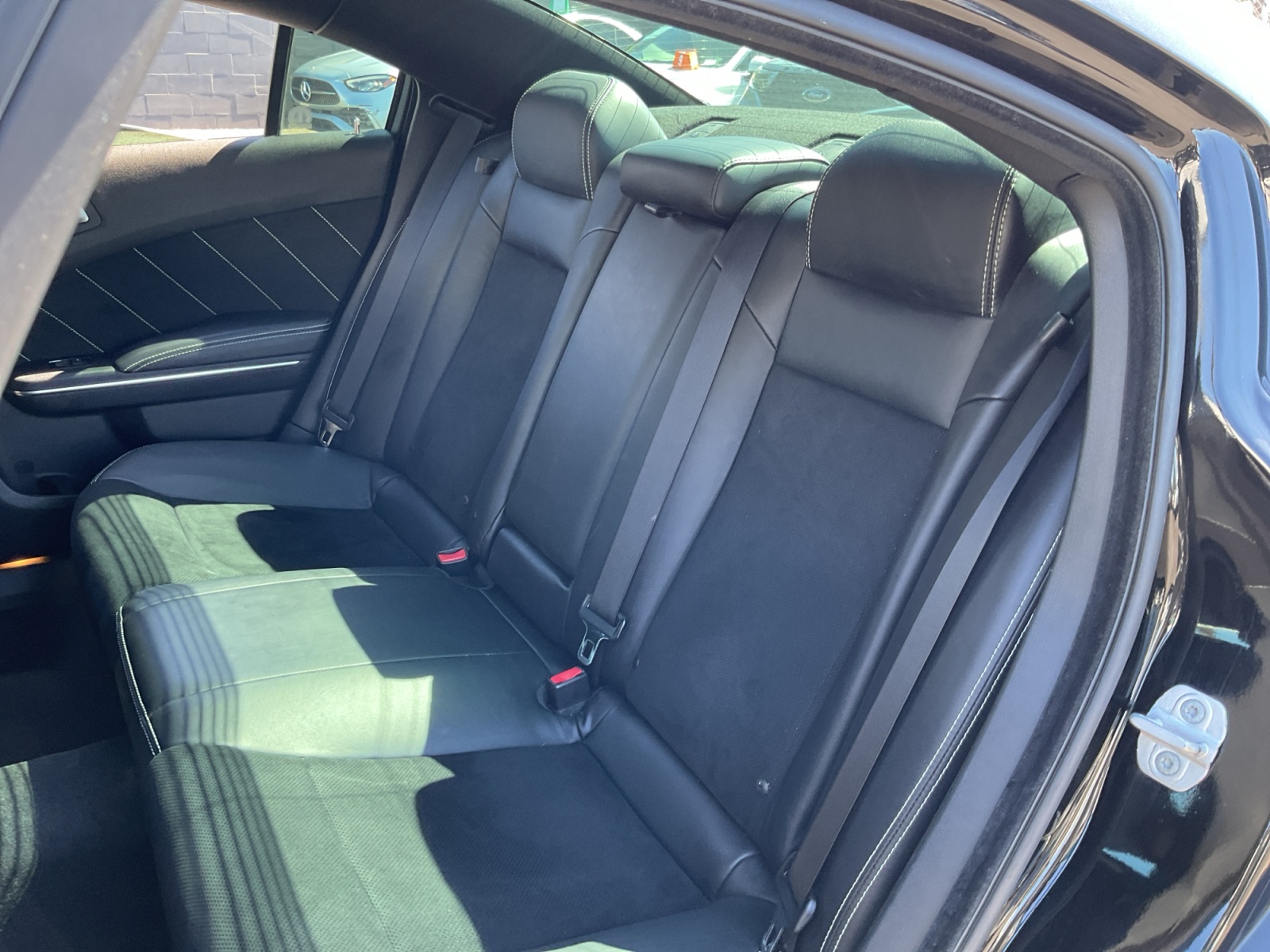 Dodge Charger photo 19