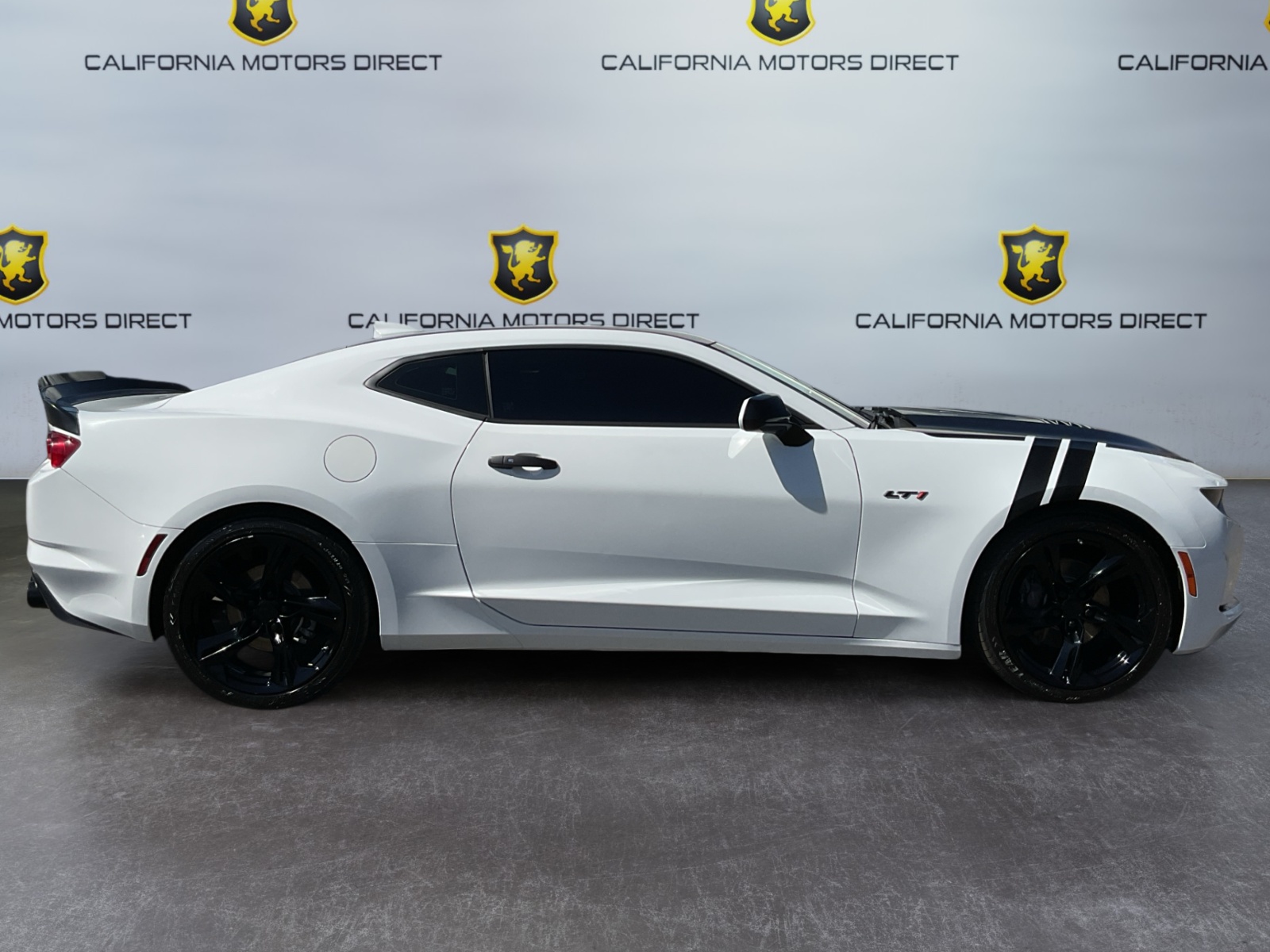 Chevrolet Camaro photo 4