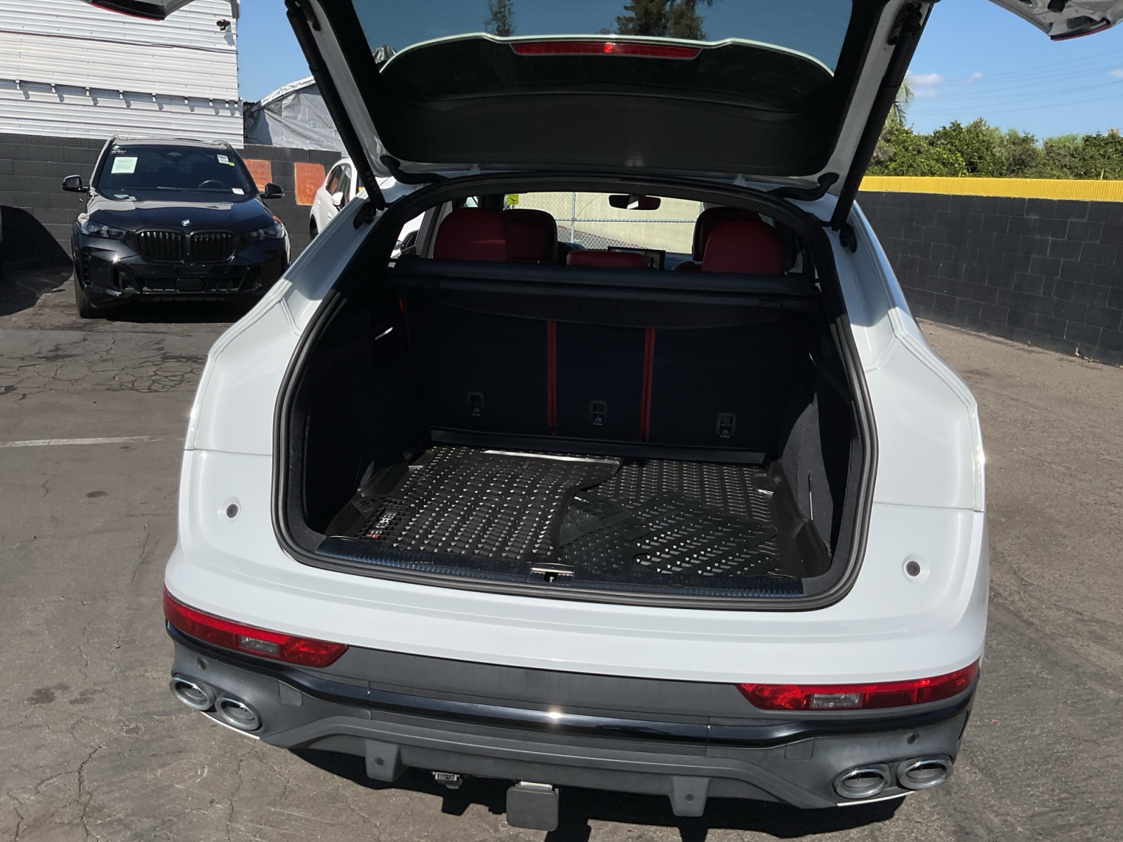 Audi SQ5 photo 24