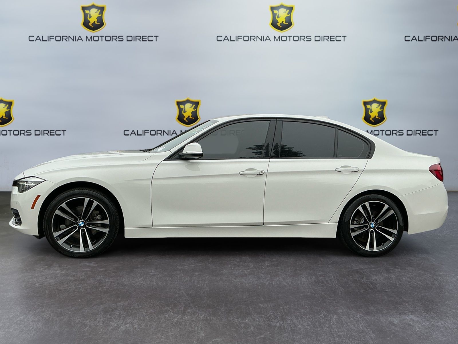 BMW 3 Series photo 8