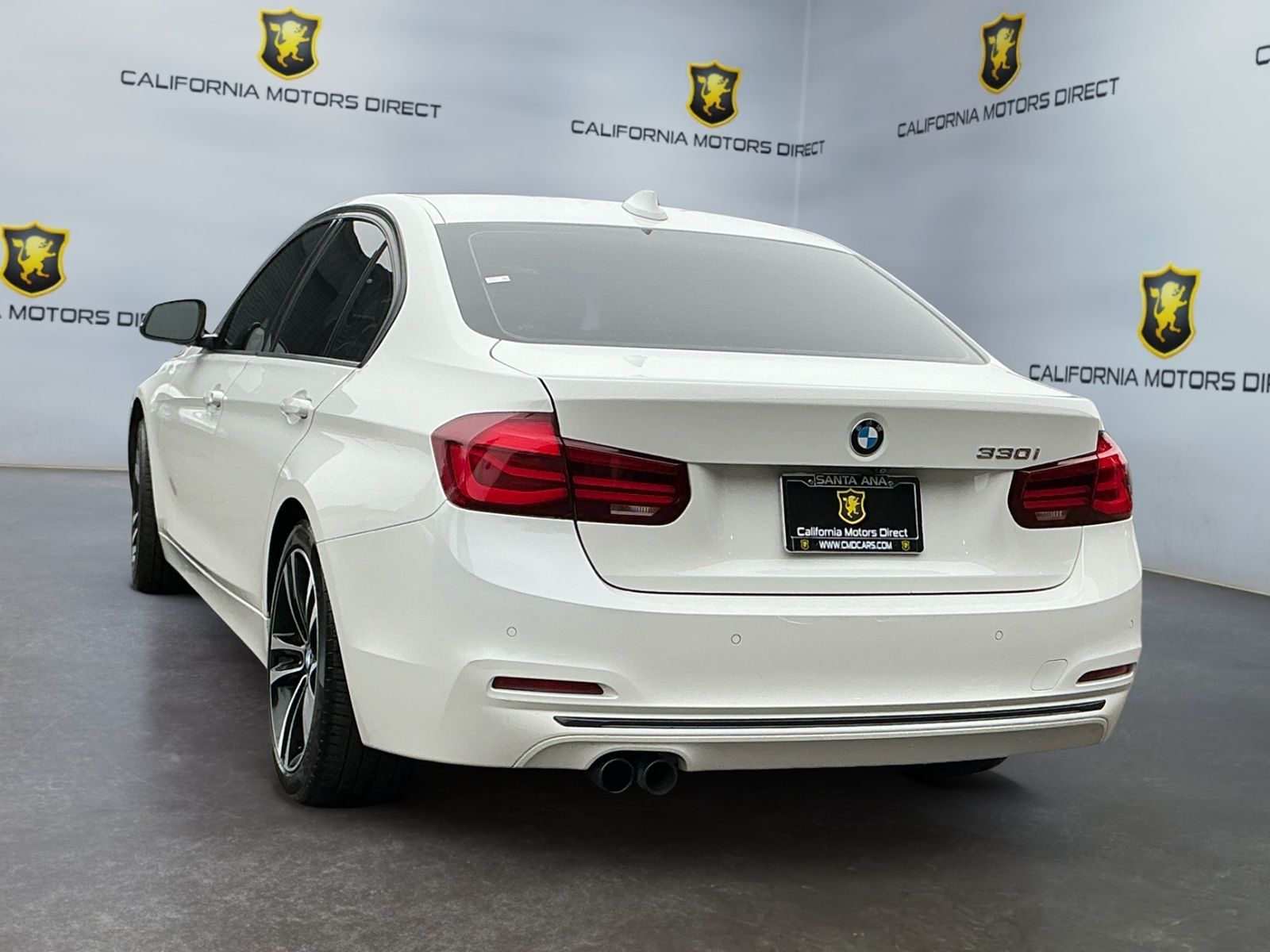 BMW 3 Series photo 7