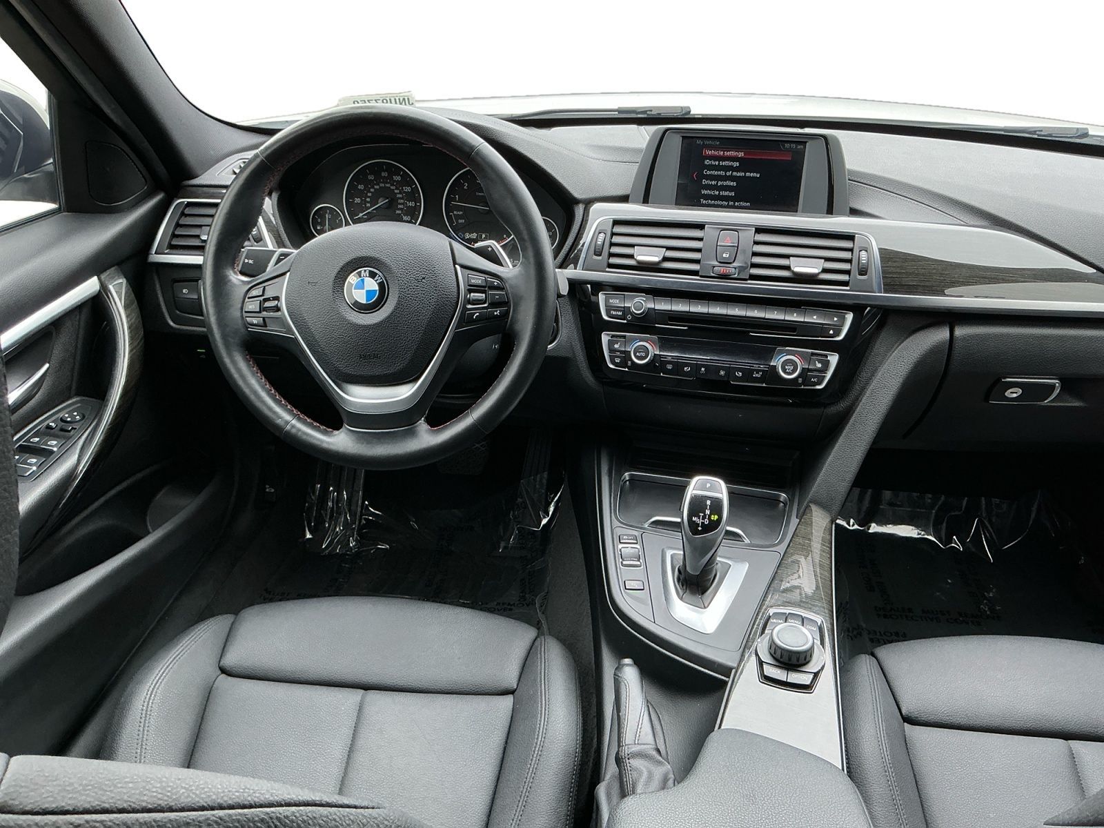 BMW 3 Series photo 15