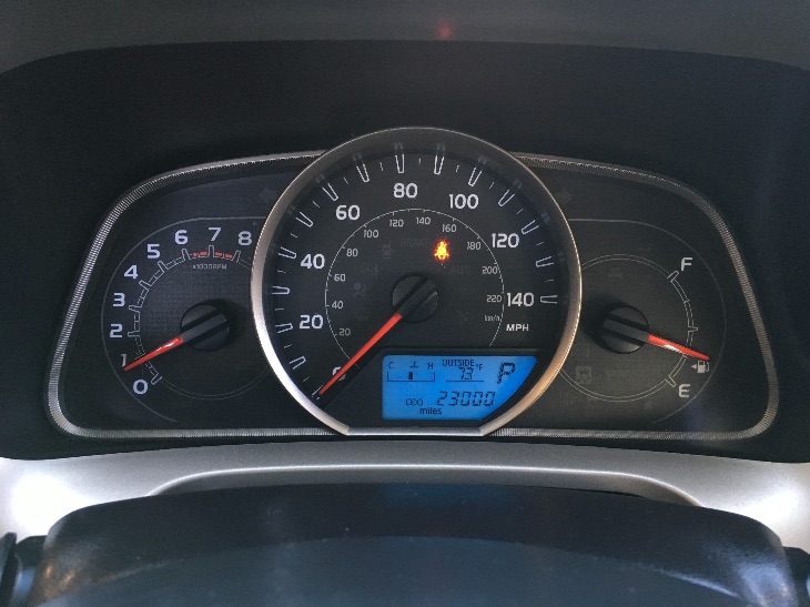 REIページ　4番5番6番 Sold 2015 Toyota RAV4 XLE in Santa Ana