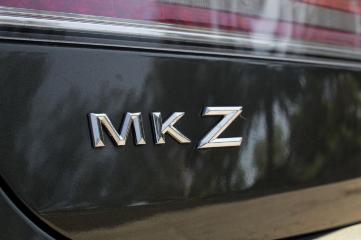 Sold 2017 Lincoln MKZ Reserve in Santa Ana