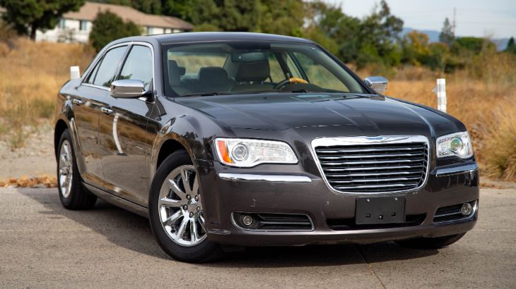 Sold 2013 Chrysler 300C 5.7 Hemi (w/BEATS AUDIO GROUP) in