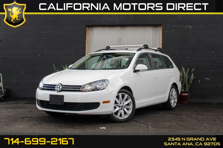 2014 Volkswagen Jetta SportWagen TDI (Panoramic Sunroof + Backup Camera)