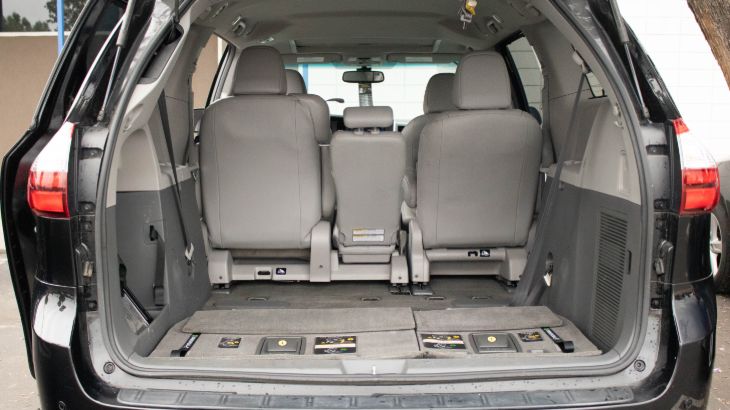 Sold 2017 Toyota Sienna XLE (w/Back-Up Camera/ XLE Navigation