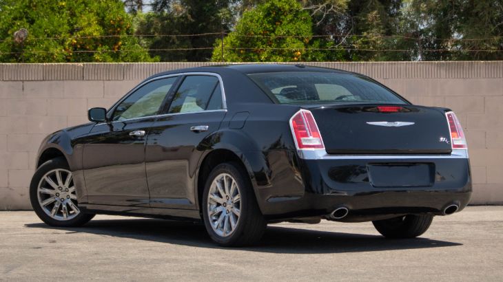 Sold 2013 Chrysler 300 300C (w/5.7L V8 HEMI/ Keyless Start) in