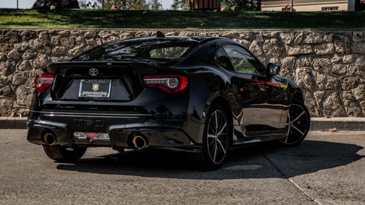 Sold 2019 Toyota GT86 TRD SE (W/2.0L 4-Cyl)(Quasi-Dual Stainless