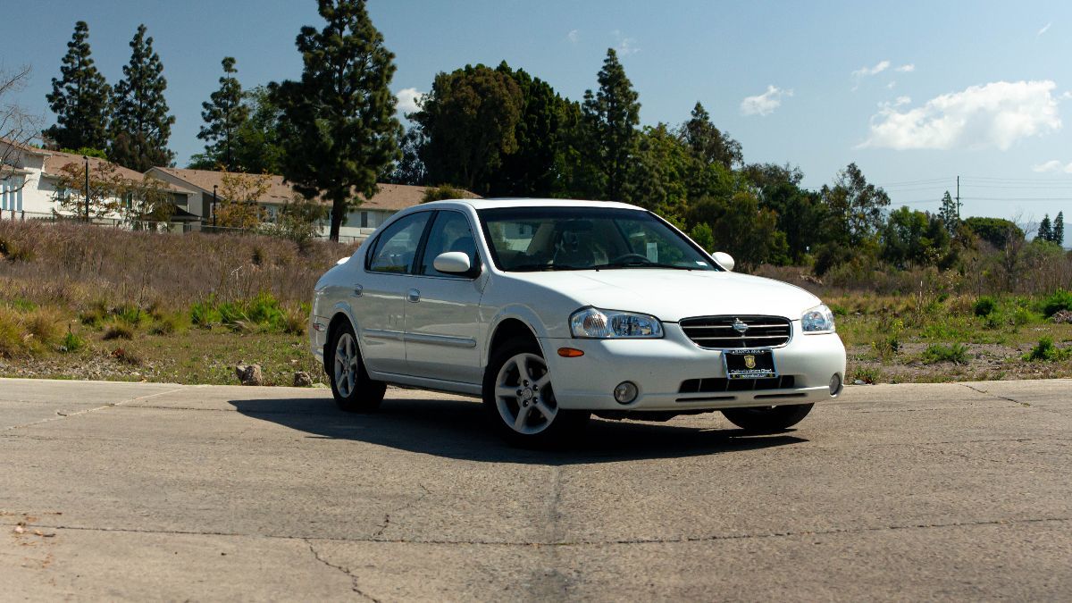 Sold 2000 Nissan Maxima GXE in Santa Ana