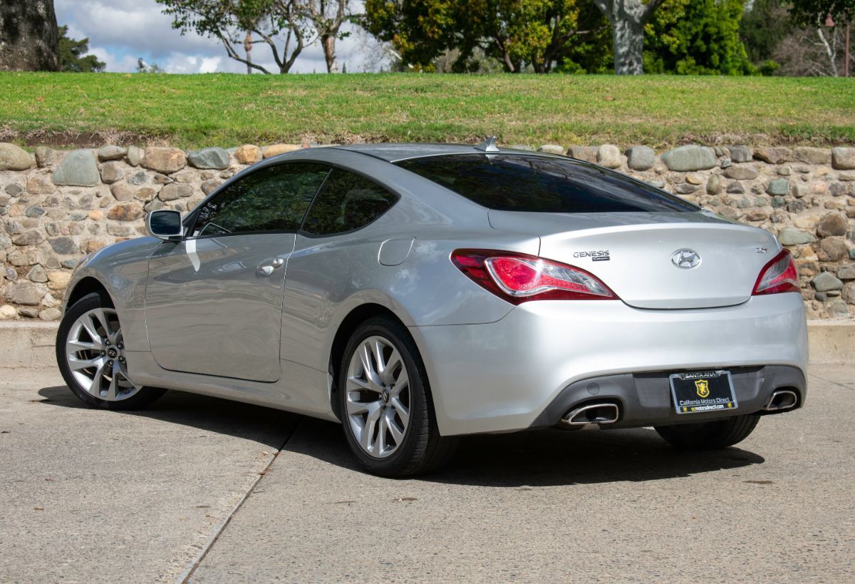 Sold 2013 Hyundai Genesis Coupe 2.0T in Santa Ana