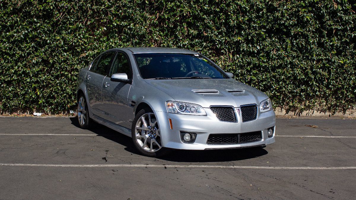 ナンバー8ページ ハスラー ナンバープレートロックボルト(Sエンブレム入り)「スズキ