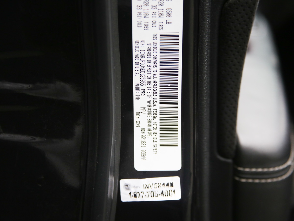 SHIRO様確認専用ページ Sold 2014 Jeep Grand Cherokee SRT8 in Santa Ana
