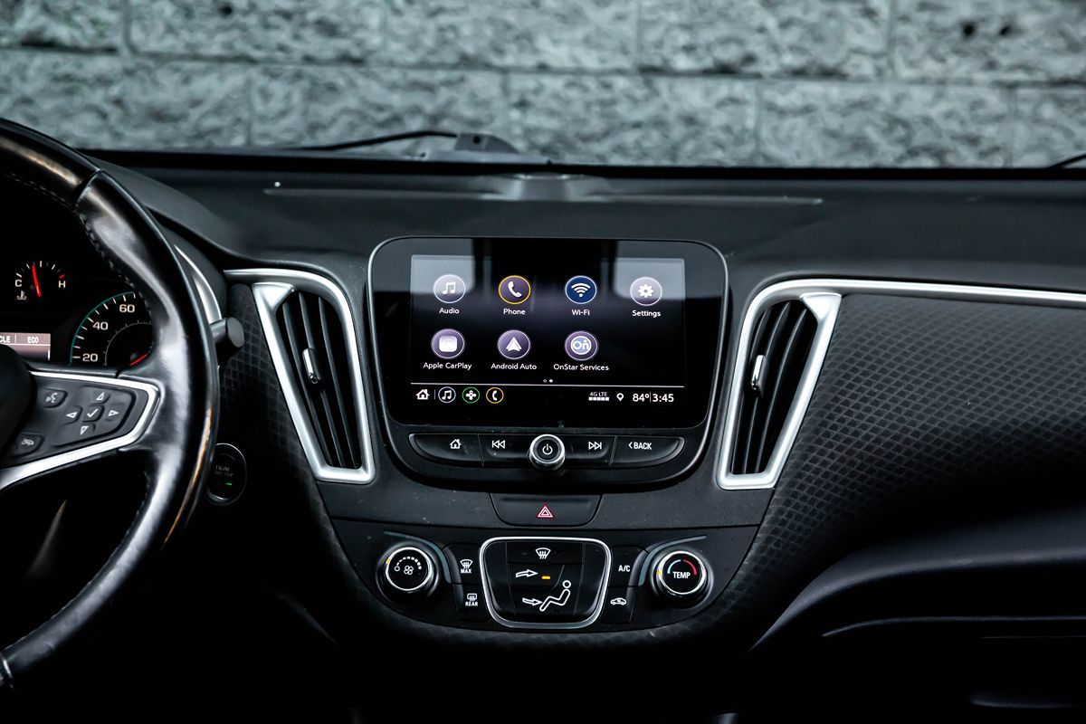 Pre-Owned 2019 Chevrolet Malibu LS 1LS 4dr Car in Austin 1G1ZB5ST5KF201195  | Covert Auto Group, image size:1200x800