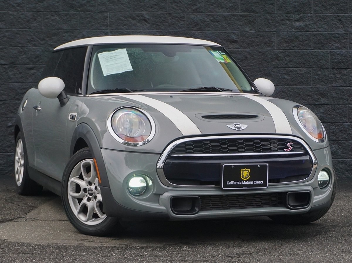Sold 2015 MINI Cooper Hardtop S in Montclair