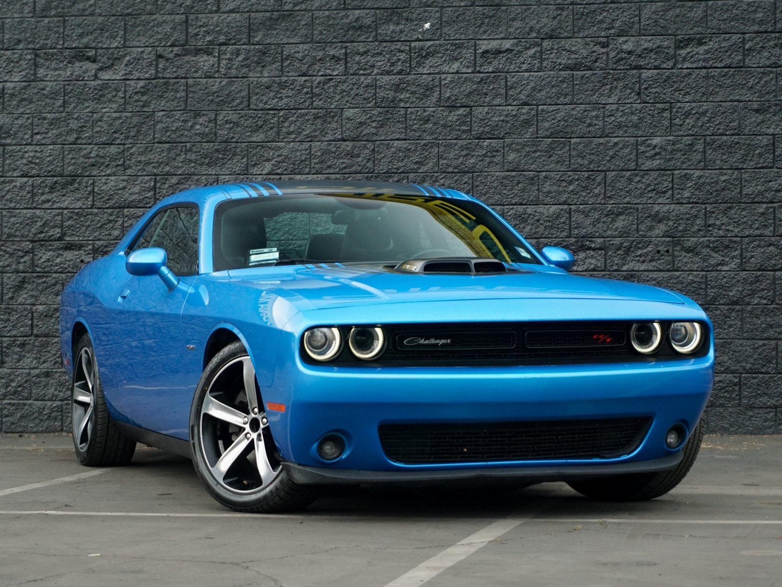 Sold 2016 Dodge Challenger R/T Plus in Montclair