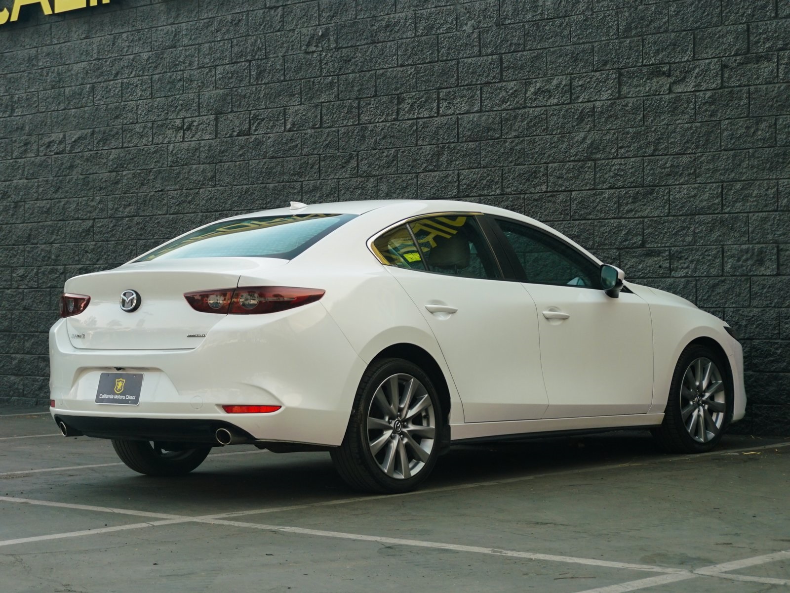 サンスベリ　マーシャンダ ホワイト Sold 2019 Mazda Mazda3 Sedan Preferred in Montclair