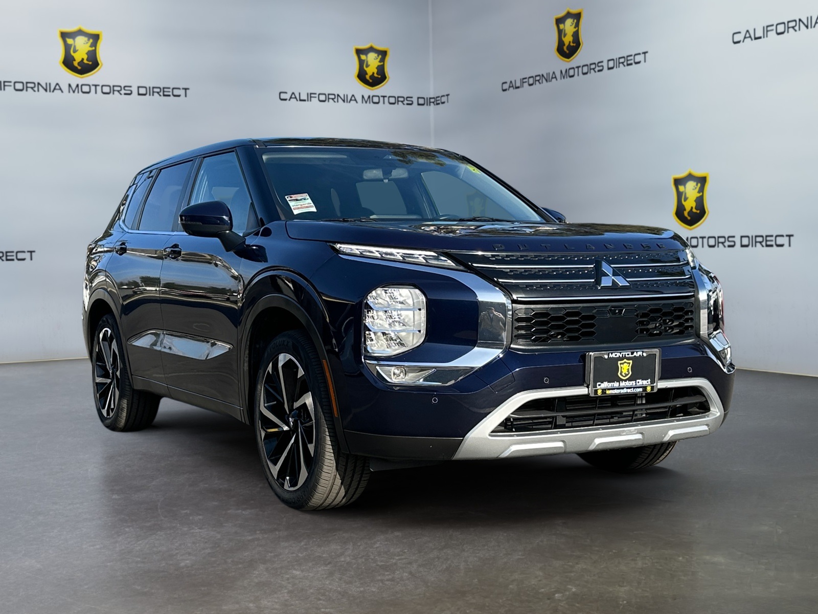 Sold 2022 Mitsubishi Outlander SE in Montclair