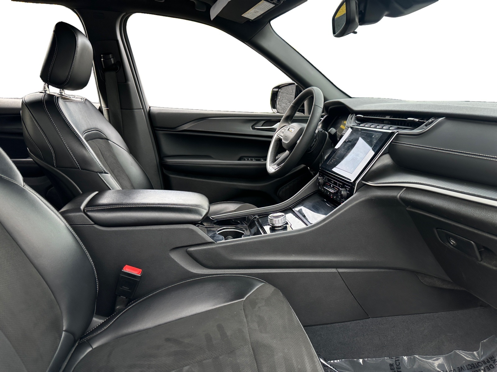 2023 Jeep Grand Cherokee Altitude photo 15