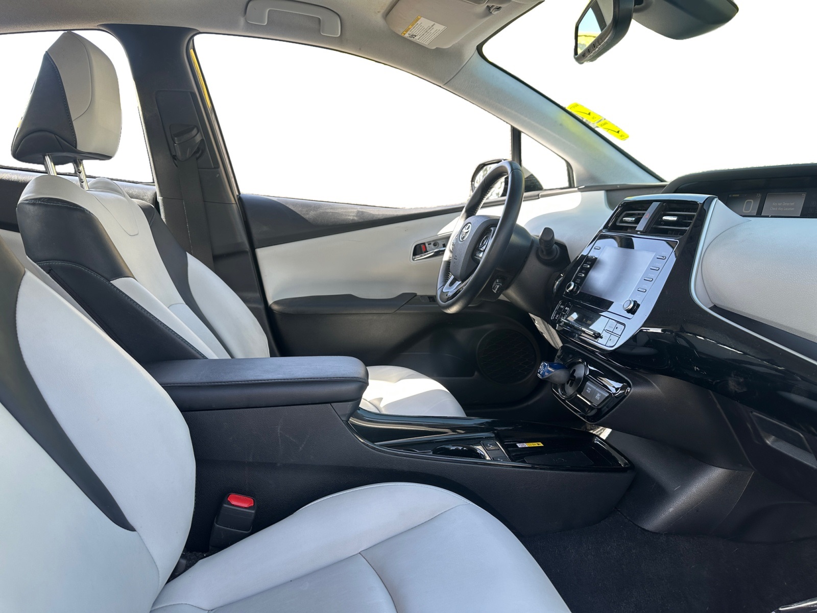 Sold 2020 Toyota Prius XLE Hybrid in Montclair