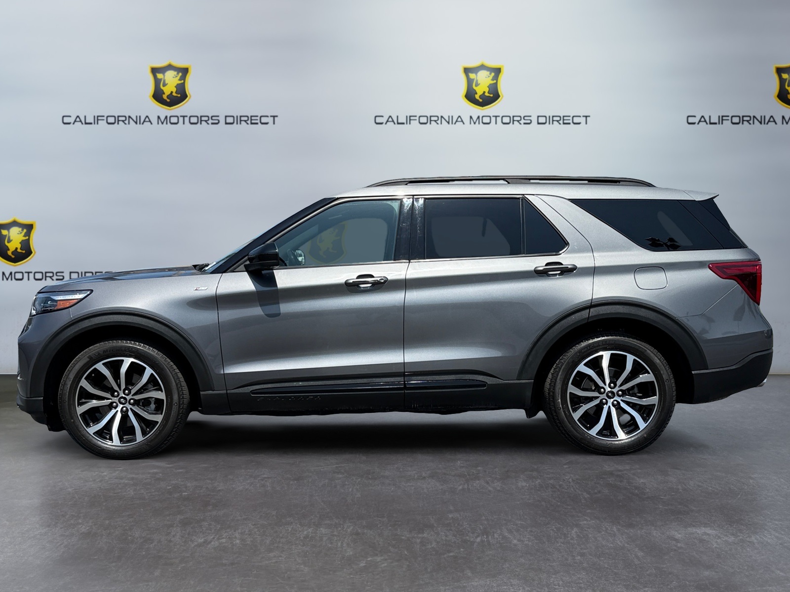 Sold 2022 Ford Explorer ST-Line in Montclair