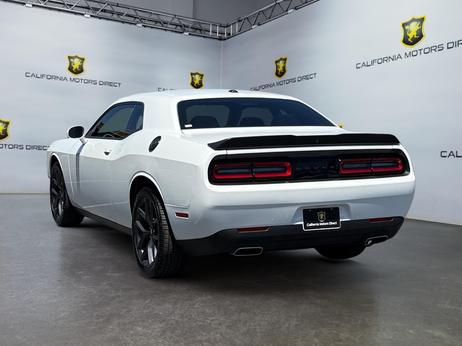 2020 Dodge Challenger SXT photo 4