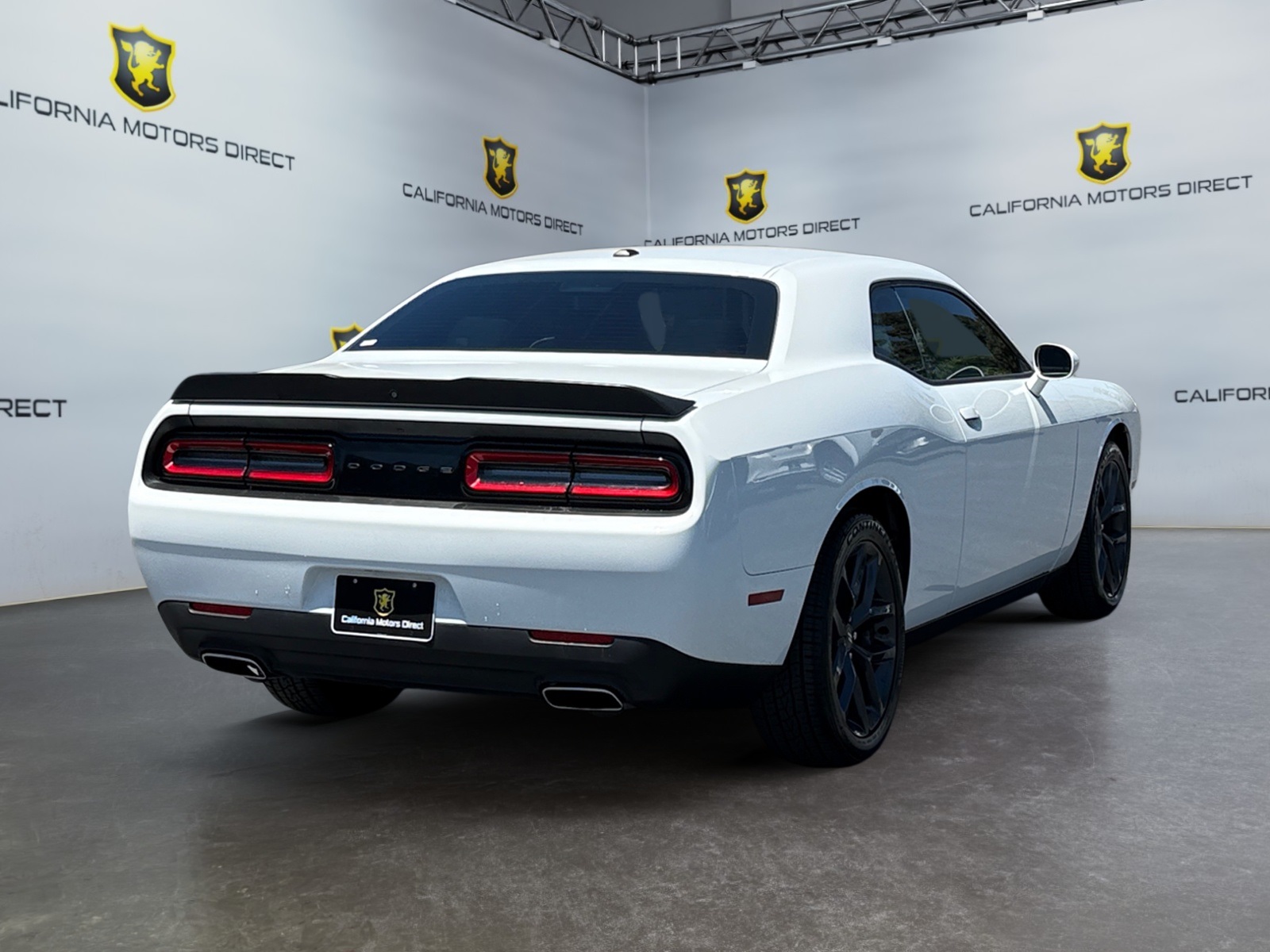 2020 Dodge Challenger SXT photo 6
