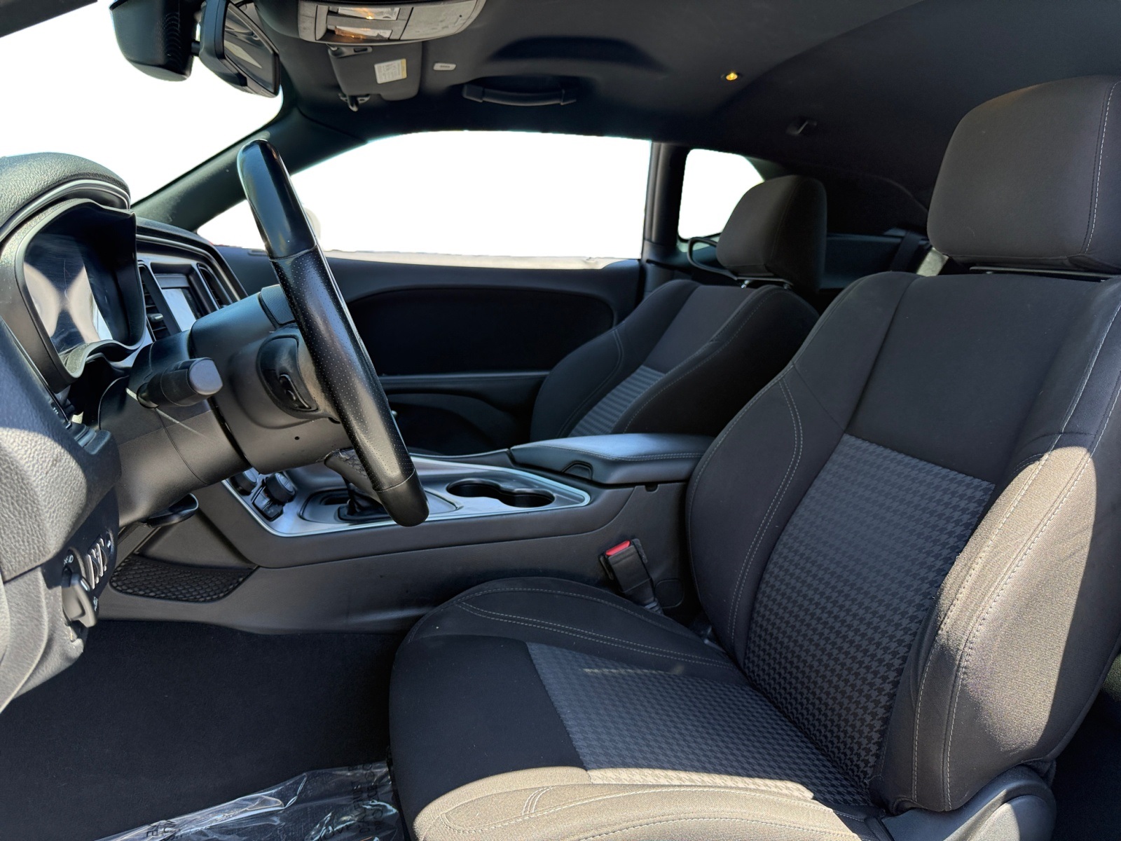 2020 Dodge Challenger SXT photo 10