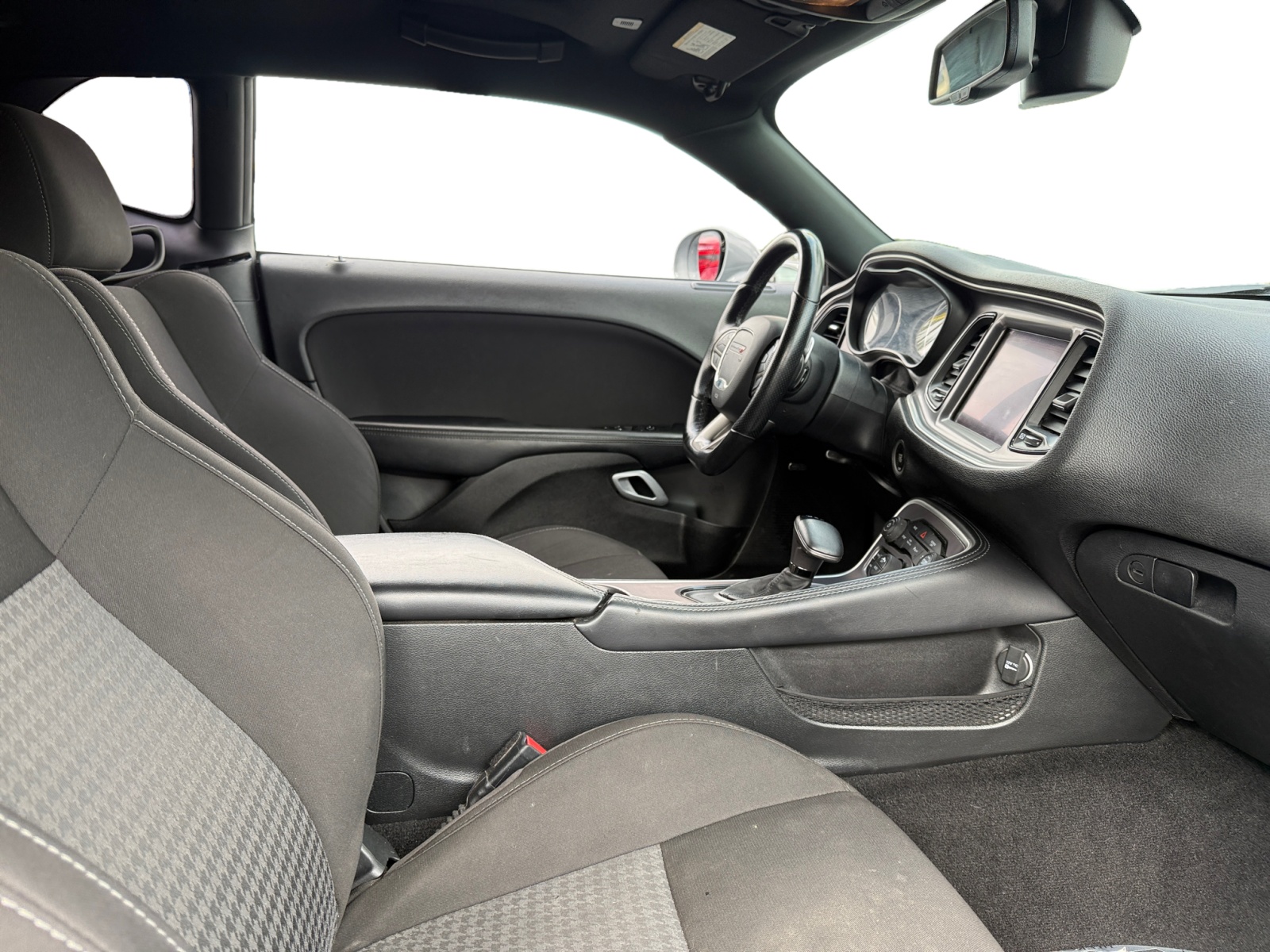 2021 Dodge Challenger R/T photo 14
