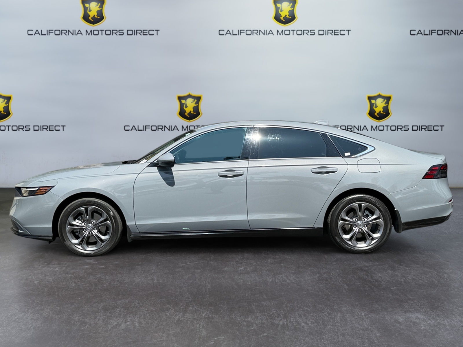 2023 Honda Accord Hybrid EX-L photo 2