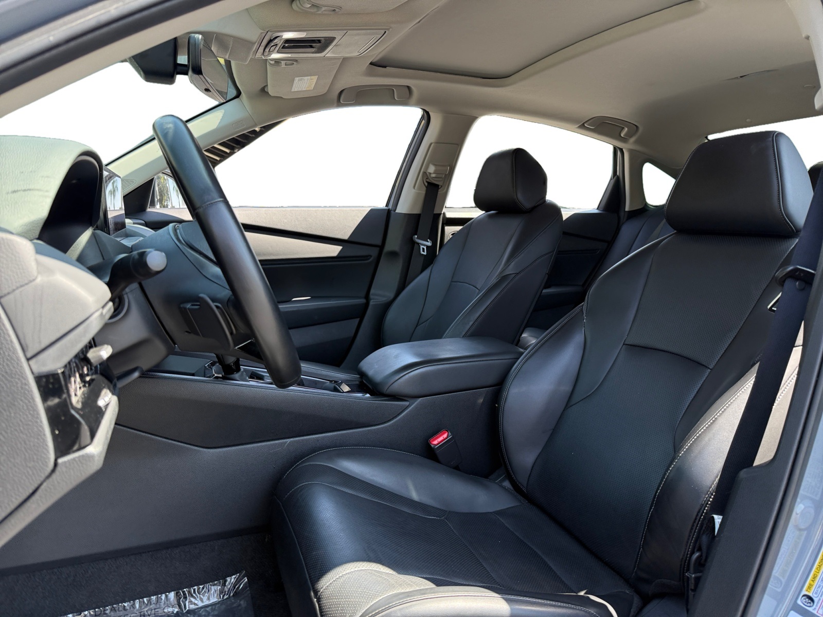 2023 Honda Accord Hybrid EX-L photo 9