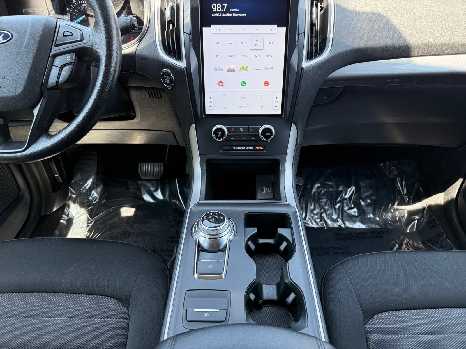 2022 Ford Edge SE photo 11