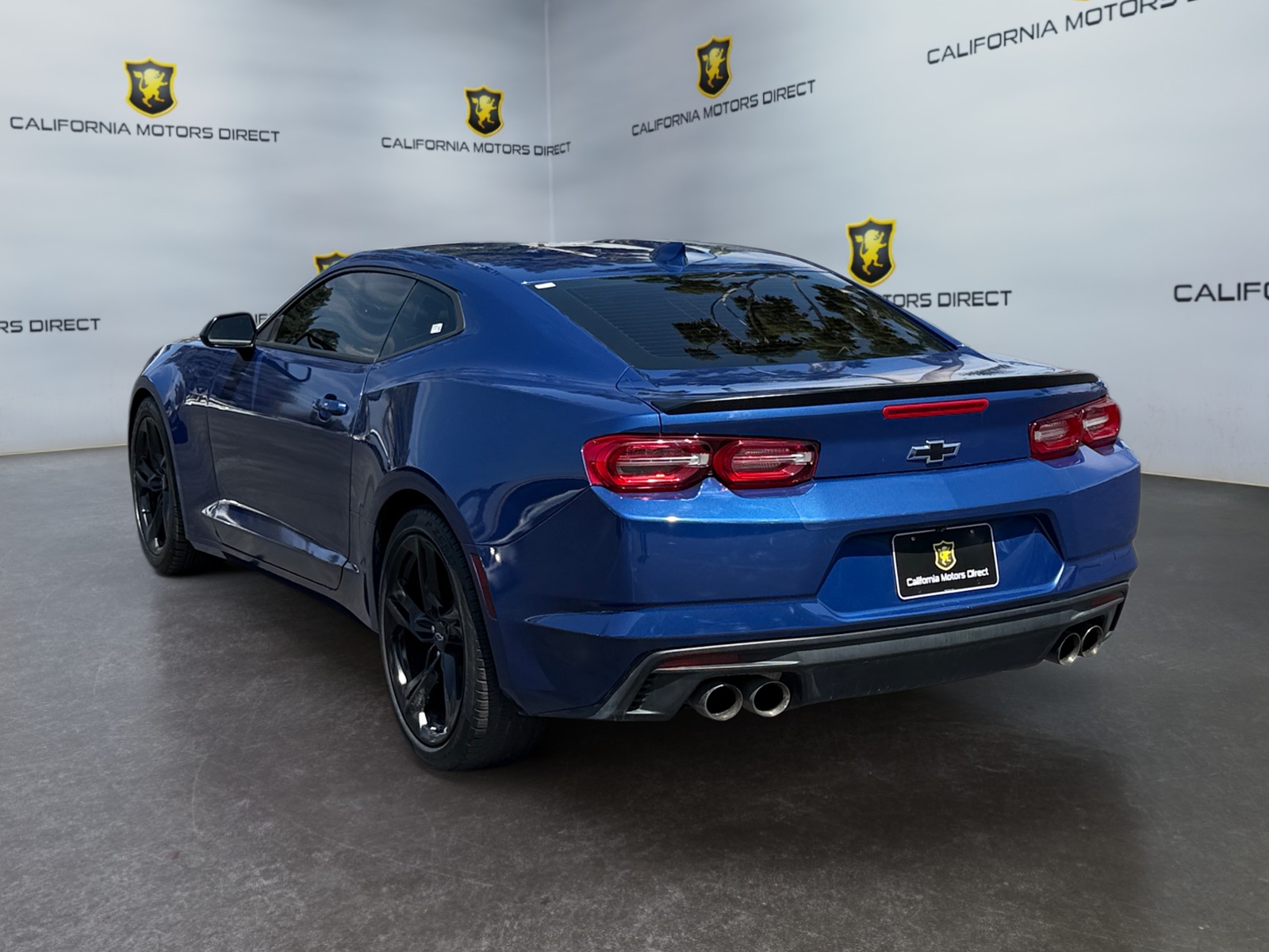 2021 Chevrolet Camaro LT1 photo 3