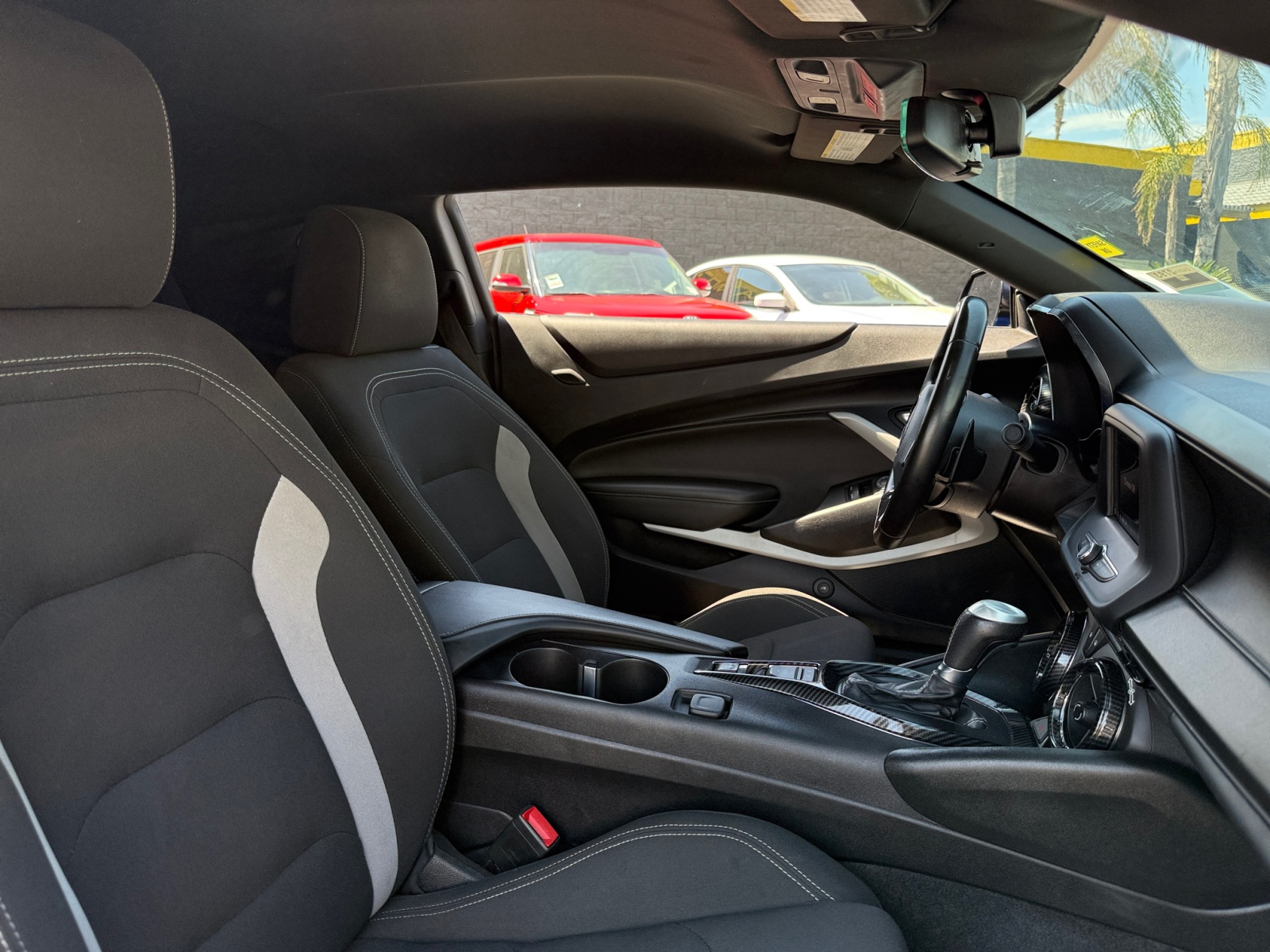 2021 Chevrolet Camaro LT1 photo 17