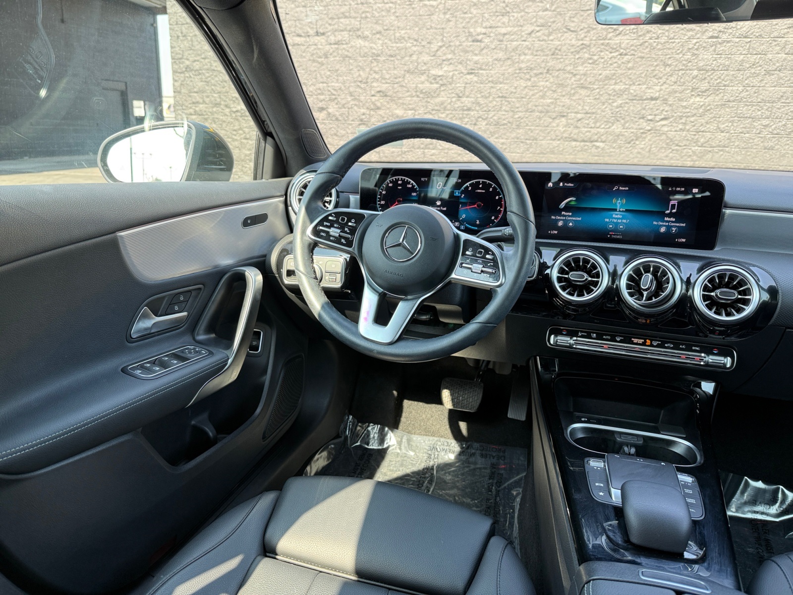 2022 Mercedes Benz A 220 photo 23