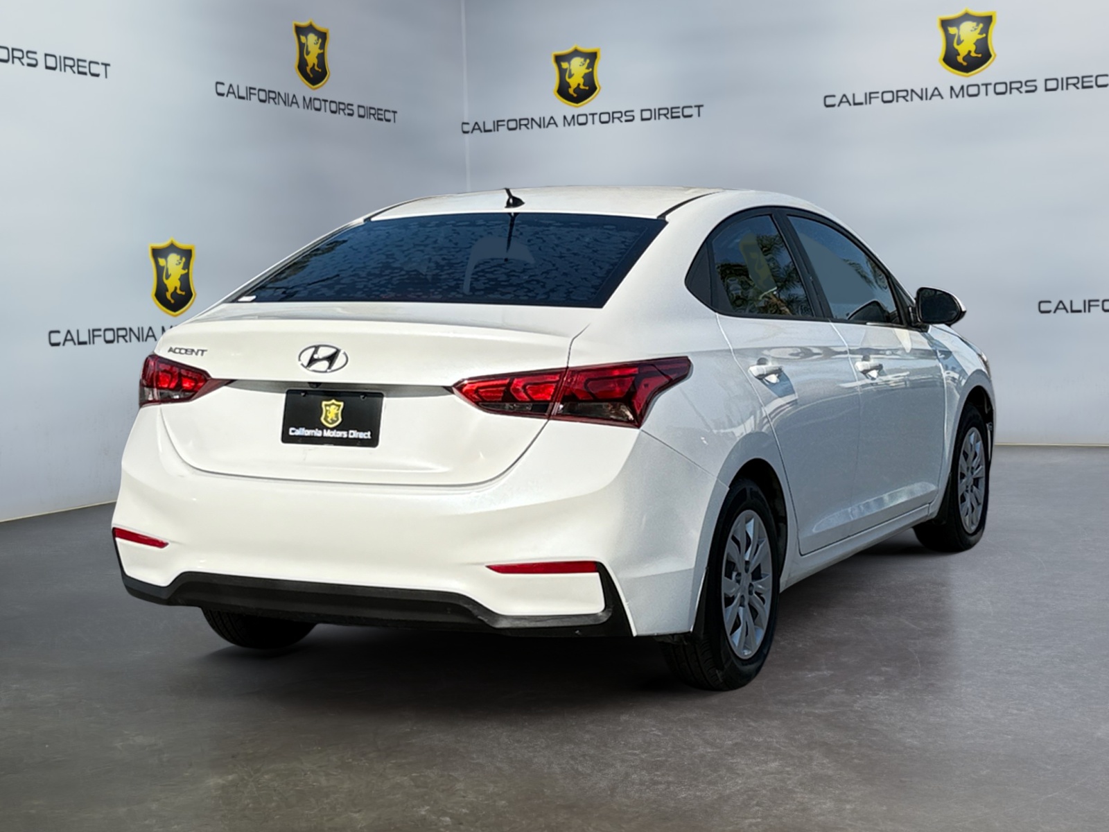2020 Hyundai Accent SE photo 3