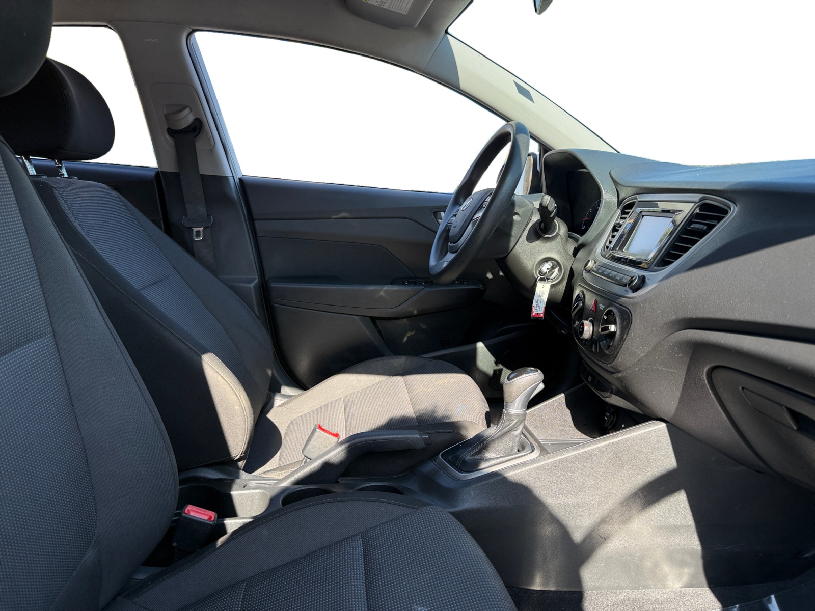 2020 Hyundai Accent SE photo 12